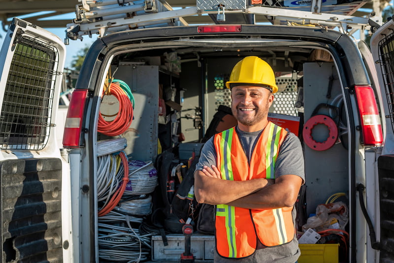 electrician wearing safety gear