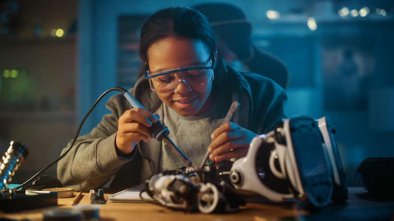 stem student assembling vr headset
