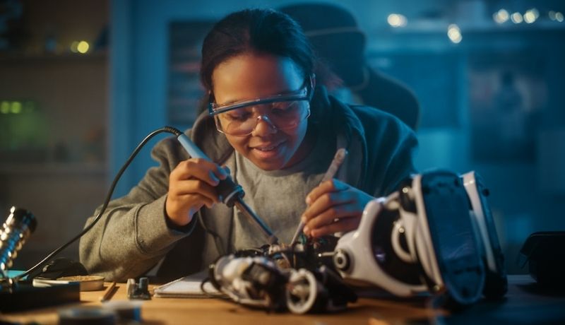 Student assembling VR  headset